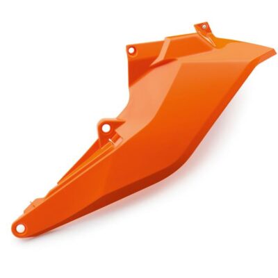 Side fairing